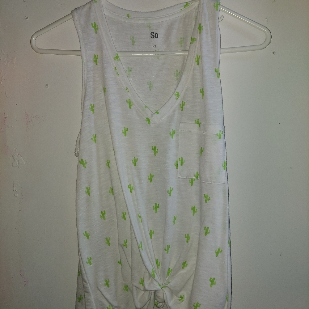 Castus Sleeveless Shirt